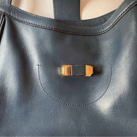 Tory Burch Navy Hobo Bag - Picture 3 of 16